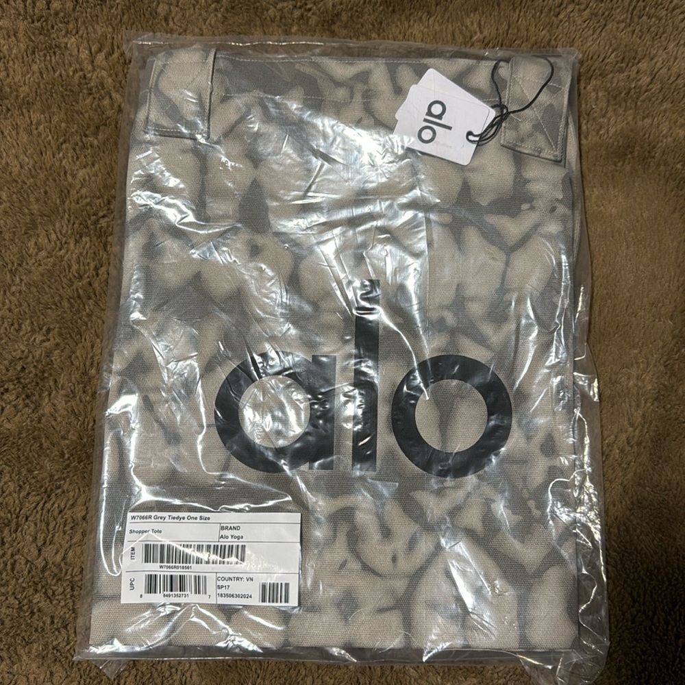 New with tags alo bag